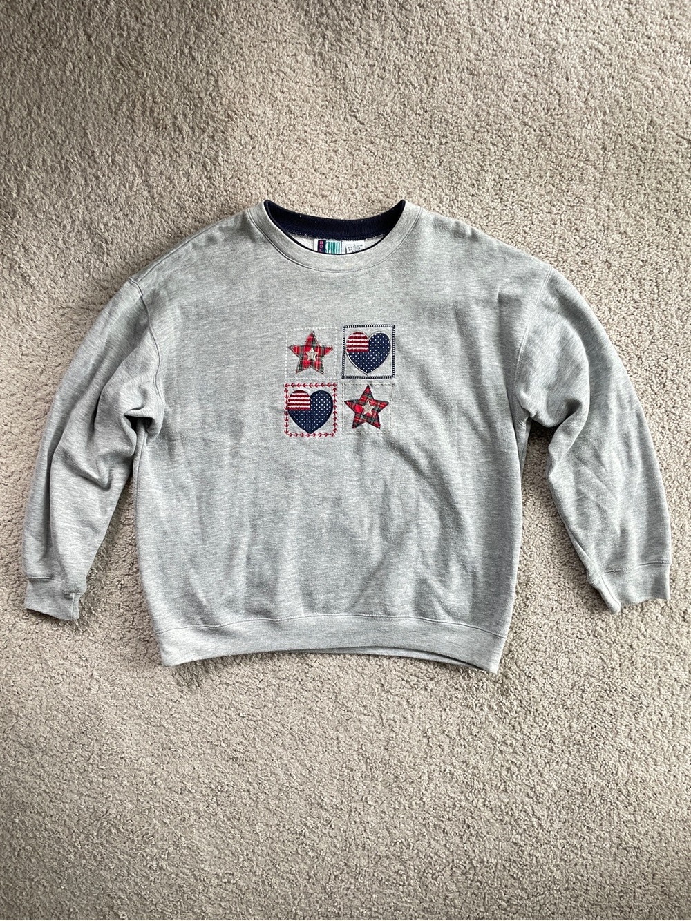 Bold Spirit Vintage Patriotic Heart Star Heather Gray Crew Sweatshirt Size Large